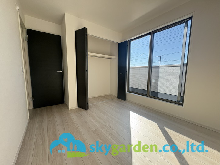 藤沢市善行1期　新築戸建　全3棟3号棟の洋室|落ち着いた色調の洋室です