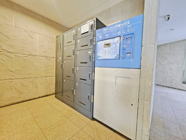 イトーピア神戸藤原台B棟の設備|■宅配ボックス■外出不在時でも郵送物を受け取れる。