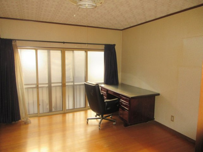 【洋室】 | 【商談中】弘前市松原西2丁目・中古住宅 | 2階・洋室8帖