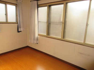 【洋室】 | 【商談中】弘前市松原西2丁目・中古住宅 | 2階・洋室4帖