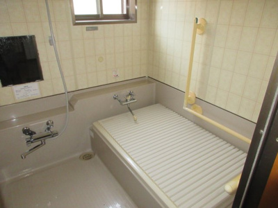 【浴室】 | 【商談中】弘前市松原西2丁目・中古住宅