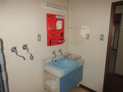 【洗面所】 | 【商談中】弘前市松原西2丁目・中古住宅