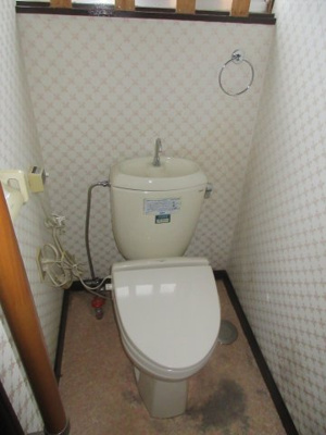 【トイレ】 | 【商談中】弘前市松原西2丁目・中古住宅