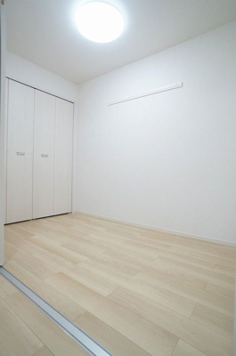 【洋室】 | サウスウィンド