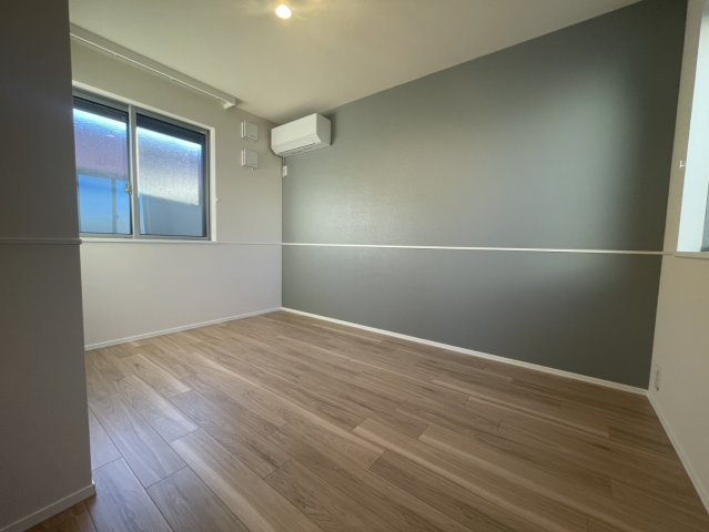 アトリオ綱島の洋室