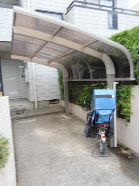 ルミエールのその他共用部分|★敷地内屋根付き駐輪場★