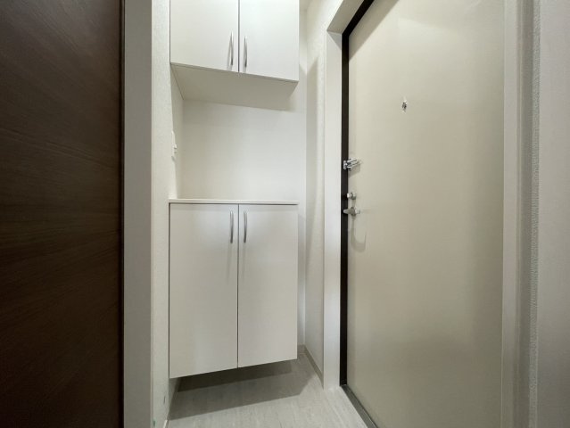 Luna terrace 近大前の玄関