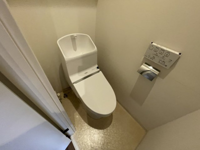 【トイレ】 | BASE東林間 | コンパクトで使いやすいトイレです