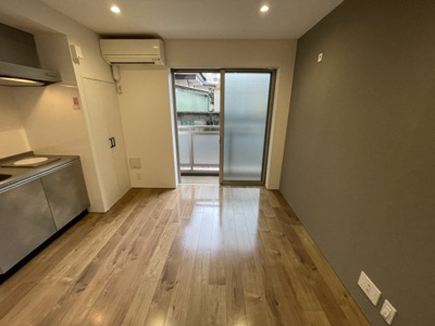 【居間・リビング】 | BASE東林間 | おしゃれな居間です