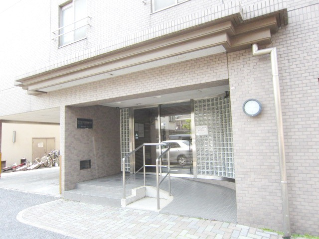 ヴァーテクスカワグチのエントランス