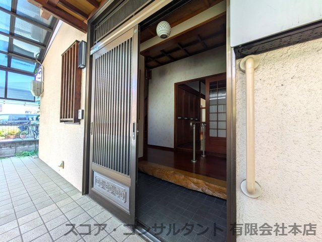 南台ヤタケハウスの玄関|落ち着いた玄関です