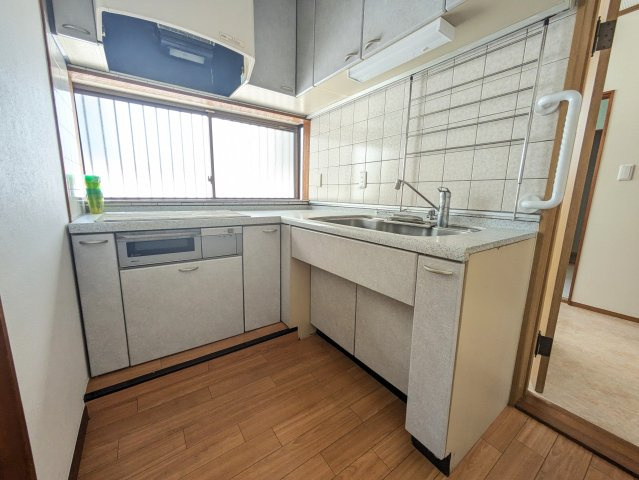 南台ヤタケハウスのキッチン|使いやすいキッチンです