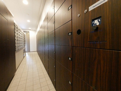 【その他共用部分】 | パークアクシスうつぼ公園 | 宅配ボックスです