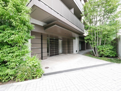 【エントランス】 | パークアクシスうつぼ公園 | 建物の内部です