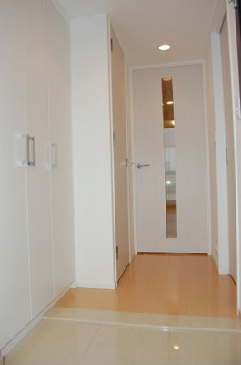 【玄関】 | パークアクシスうつぼ公園 | きれいな玄関です