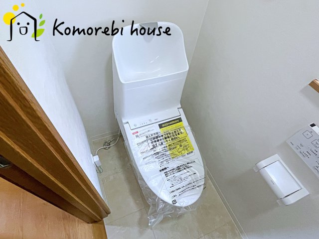 さいたま市見沼区御蔵　中古一戸建てのトイレ|落ち着いた色調のトイレです