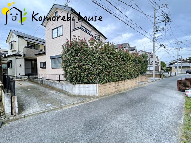 さいたま市見沼区御蔵　中古一戸建ての前面道路含む現地写真|前面道路含む現地写真です