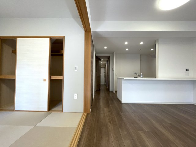 地に足の着いた生活もワルクナイ！１階の概念変わる【レーベン横濱テラス】リフォームの居間・リビング|リビングです