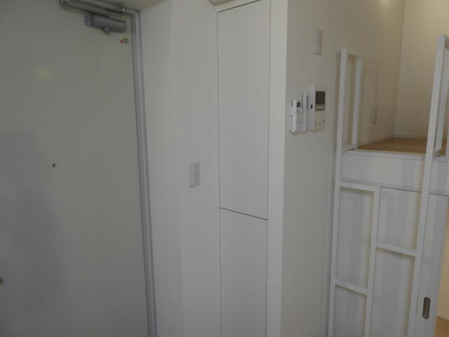 エレガンス・ヴィラの玄関