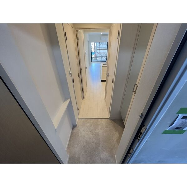 スプランディッドⅨ(ナイン)の玄関