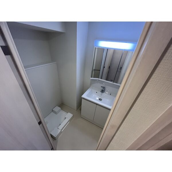 スプランディッドⅨ(ナイン)の洗面所