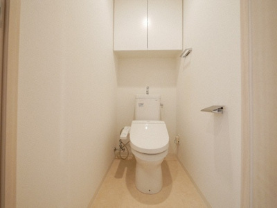 【トイレ】 | パークアクシス本町 | 落ち着いた色調のトイレです