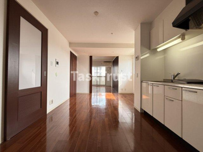 【内装】 | グランルージュ城東