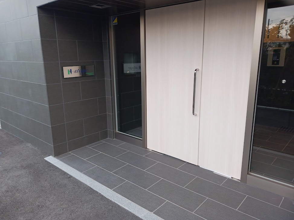 エヌステージ西船橋市川のエントランス