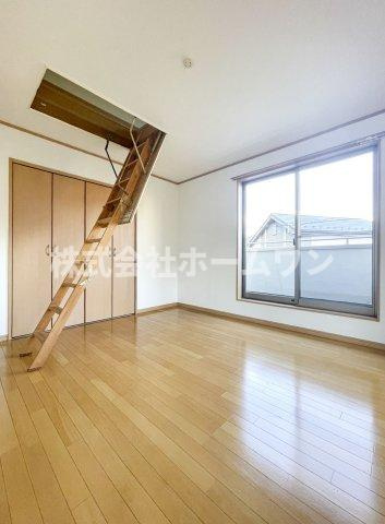 青梅市梅郷6丁目　中古戸建の洋室