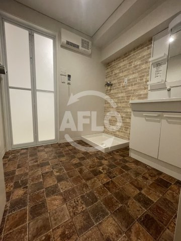 サンロイヤル池田駅前のエントランス|サンロイヤル池田駅前　脱衣所