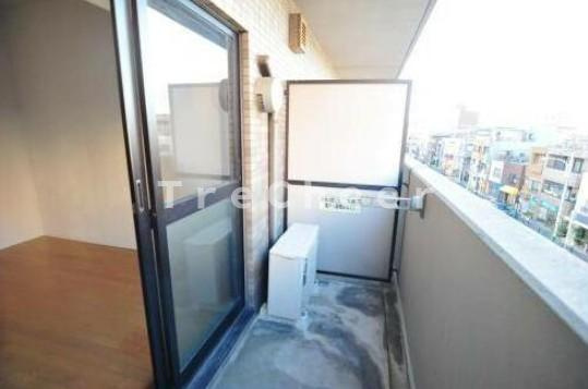 メゾンドヴィレ本駒込のバルコニー