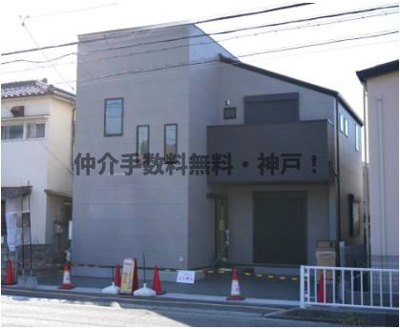 【外観】 | 明石市朝霧町2丁目　新築戸建　仲介手数料無料！ | 落ち着いた雰囲気の外観です