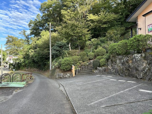 薪ストーブのある店舗付き住宅のその他|北側道路