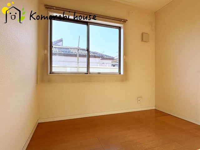 伊奈町西小針一丁目　中古一戸建ての洋室|4.58帖の洋室は子供部屋や趣味のお部屋に