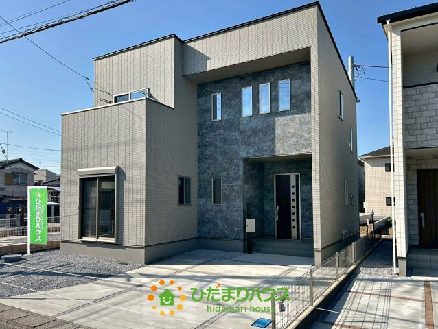 ワイウッドコート幸手市中第1期　新築一戸建て　01　の外観|注文住宅を思わせる、スタイリッシュな外観です！