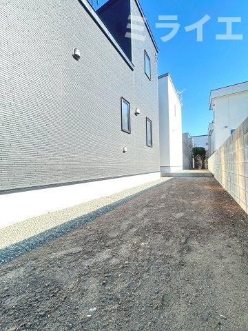 【新築戸建】札幌市南区川沿11条1丁目2棟の庭
