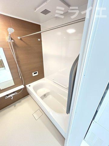 【新築戸建】札幌市南区川沿11条1丁目2棟の浴室|同仕様物件