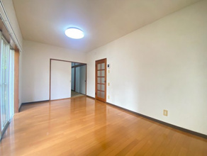 【居間・リビング】