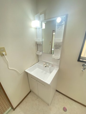 【独立洗面台】