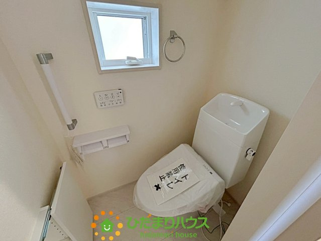 久喜栗原第2　新築一戸建て　07　リーブルガーデンのトイレ|温水機能充実！！