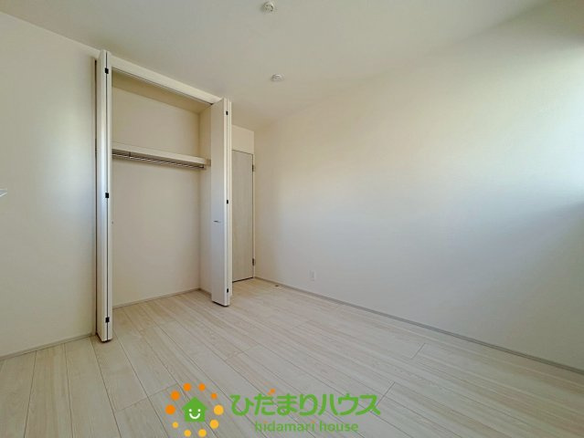 久喜栗原第2　新築一戸建て　07　リーブルガーデンの収納|クローゼット完備！