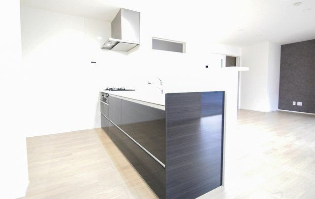 東御市和　中古住宅のキッチン