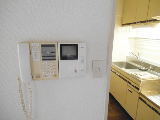 ネオ・プロミネンスのセキュリティ|モニタ付インターホン完備！