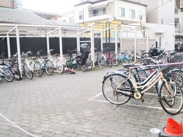 ネオ・プロミネンスのその他共用部分|駐輪場です☆