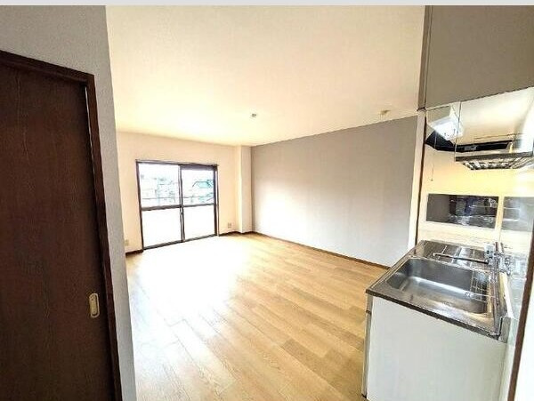 アン・プルールの居間・リビング