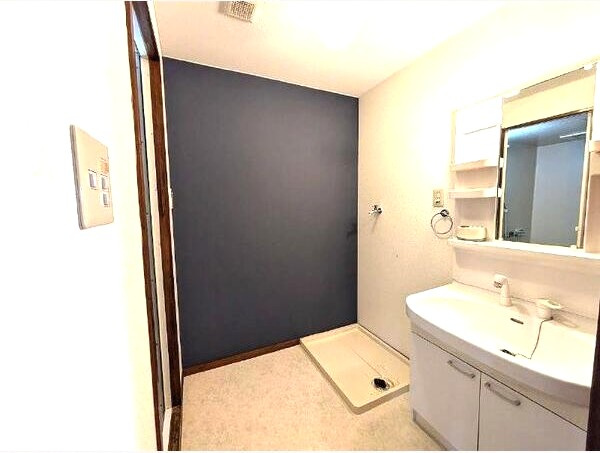 アン・プルールの洗面所