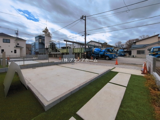 所沢市北原町・全5棟　新築一戸建　A号棟　の玄関|現地写真　2025年12月15日撮影