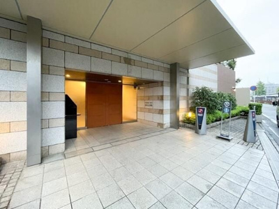 【エントランス】 | コスモシティ横浜石川町
