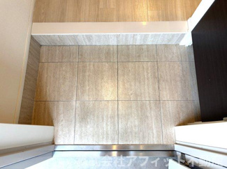 【エントランス】 | グランライム