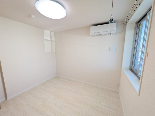 D-residence稲城の洋室